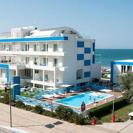 Lungomare Relax Residence ミザーノ・アドリアーティコ エクステリア 写真
