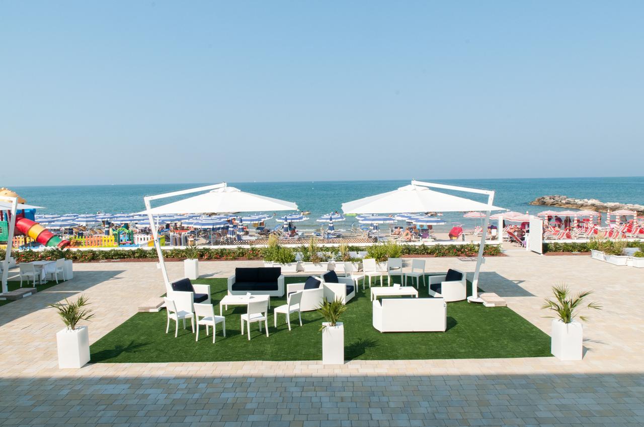Lungomare Relax Residence ミザーノ・アドリアーティコ エクステリア 写真