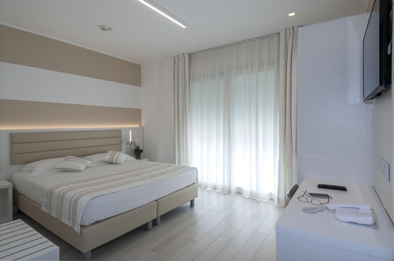 Lungomare Relax Residence ミザーノ・アドリアーティコ エクステリア 写真